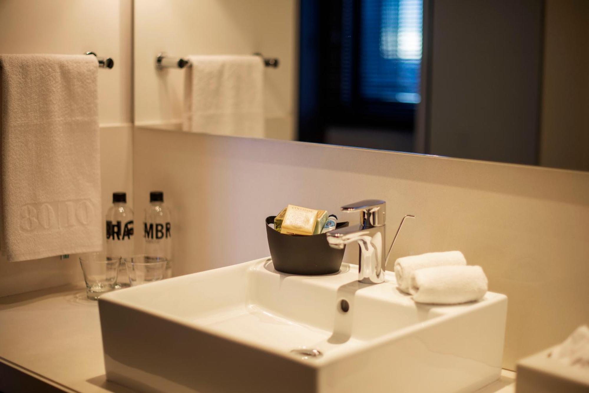 8010 Urban Living- Luxury Home Experience Bogota Luaran gambar