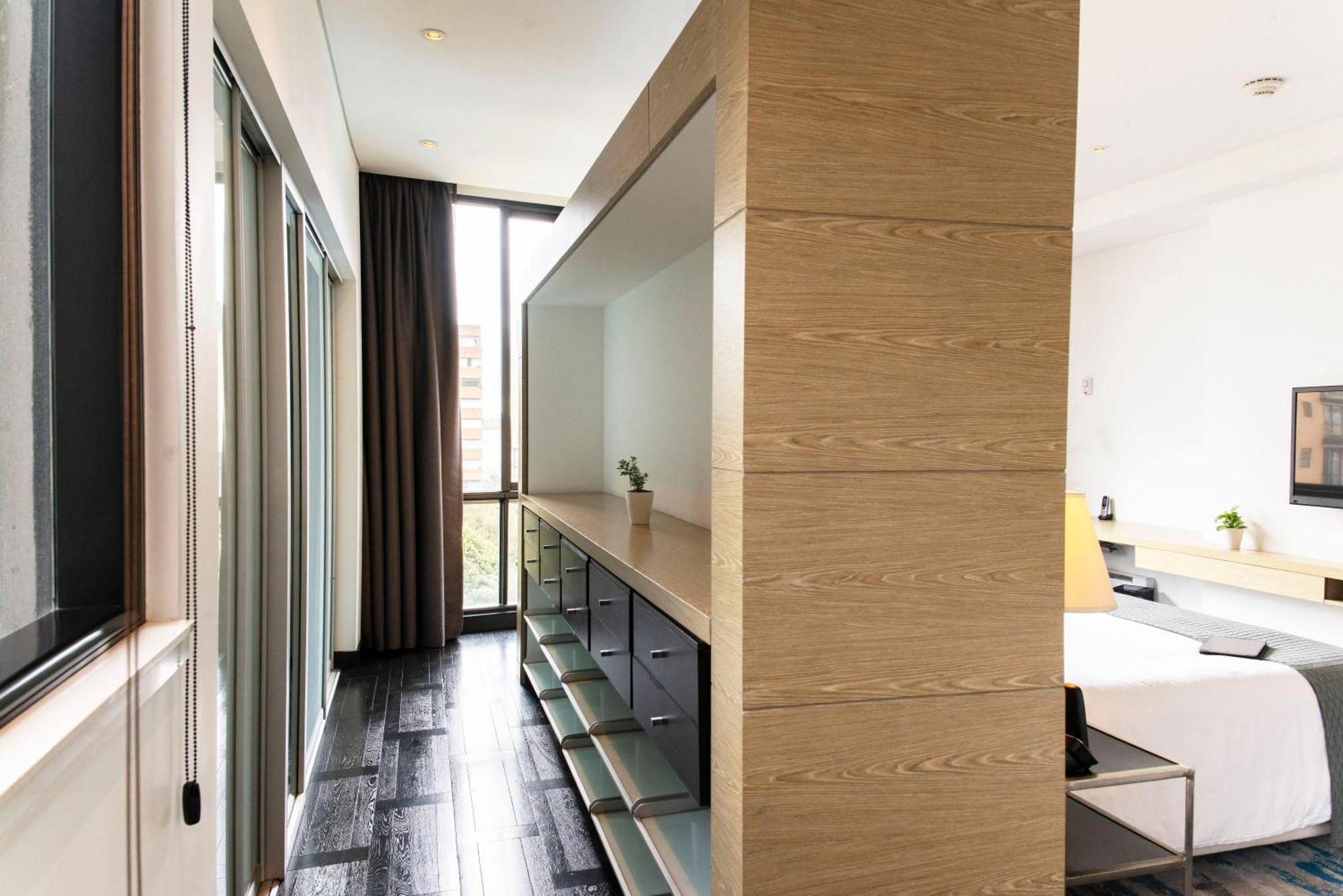 8010 Urban Living- Luxury Home Experience Bogota Luaran gambar