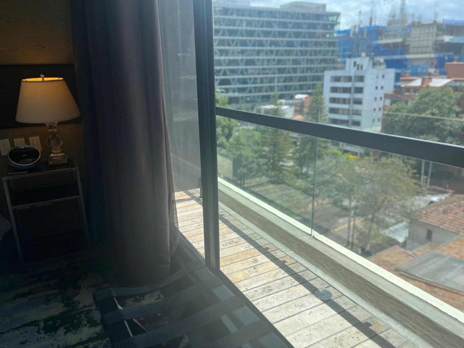 8010 Urban Living- Luxury Home Experience Bogota Luaran gambar