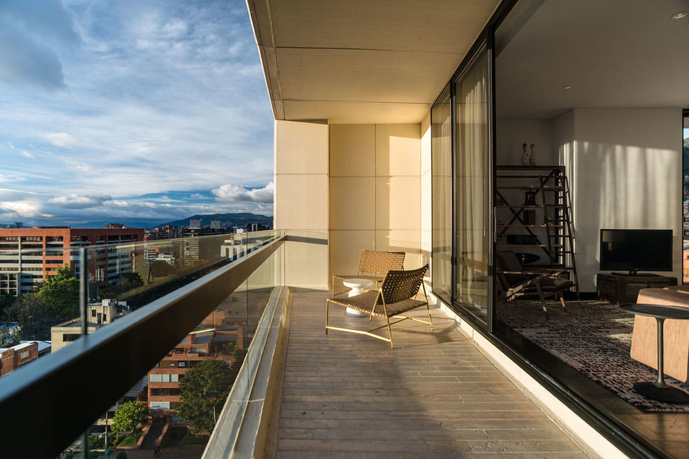 8010 Urban Living- Luxury Home Experience Bogota Luaran gambar